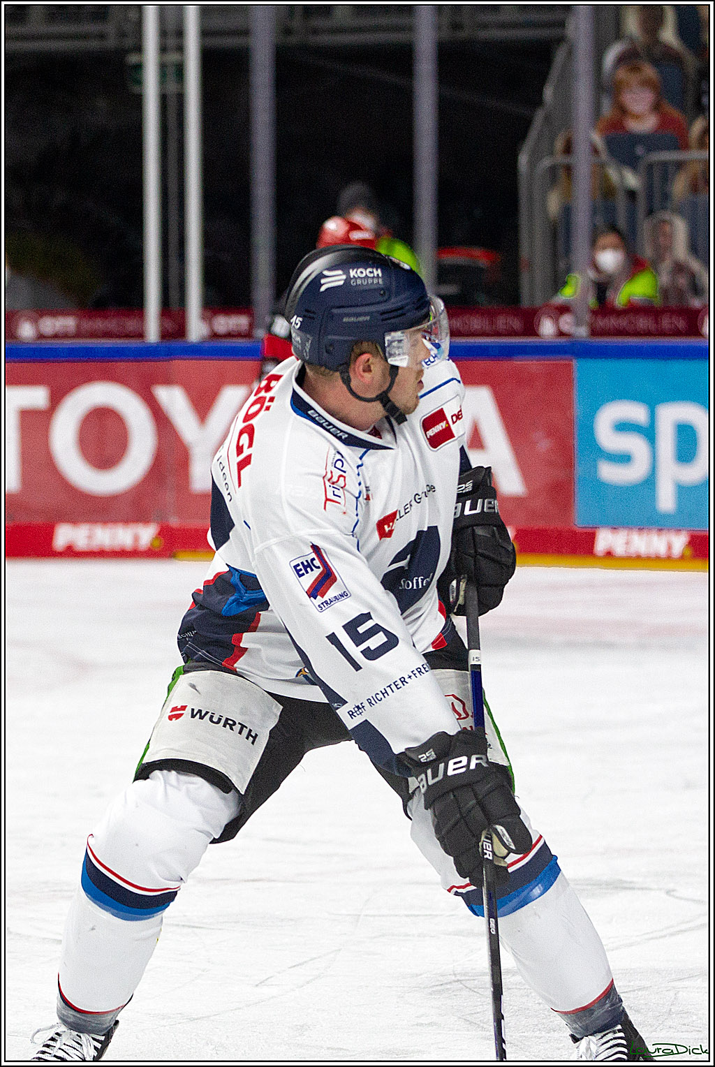 PENNY DEL;  Koelner Haie - Straubing Tigers; Koeln, 14.04.2021